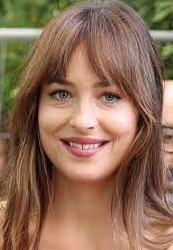 Dakota Johnson Brought a Sleazy-Chic Accessory to the Gucci Show