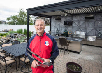 Entertain in style in the great outdoors